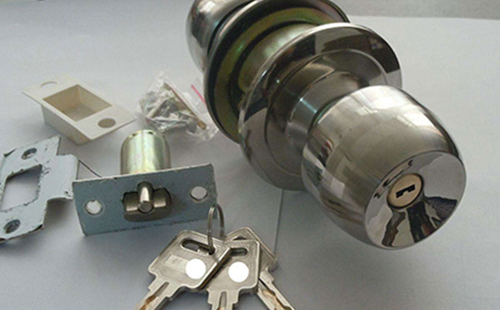 红塔24小时上门开锁公司