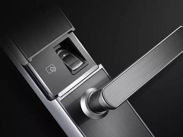 红塔24小时上门开锁公司