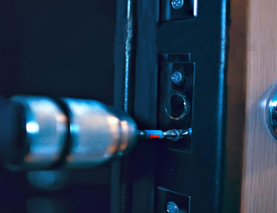 红塔24小时上门开锁公司